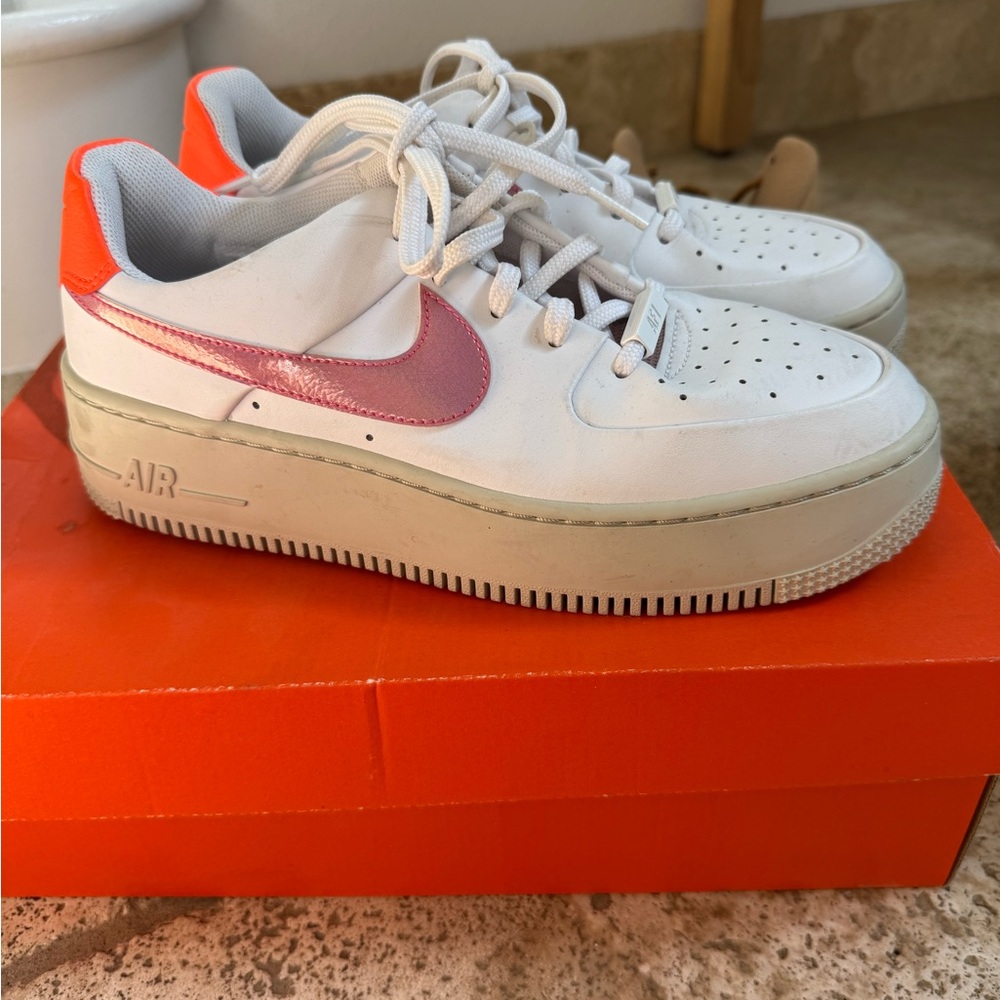Nike platform Air Force 1 Women's White and Pink Sneakers 8.5